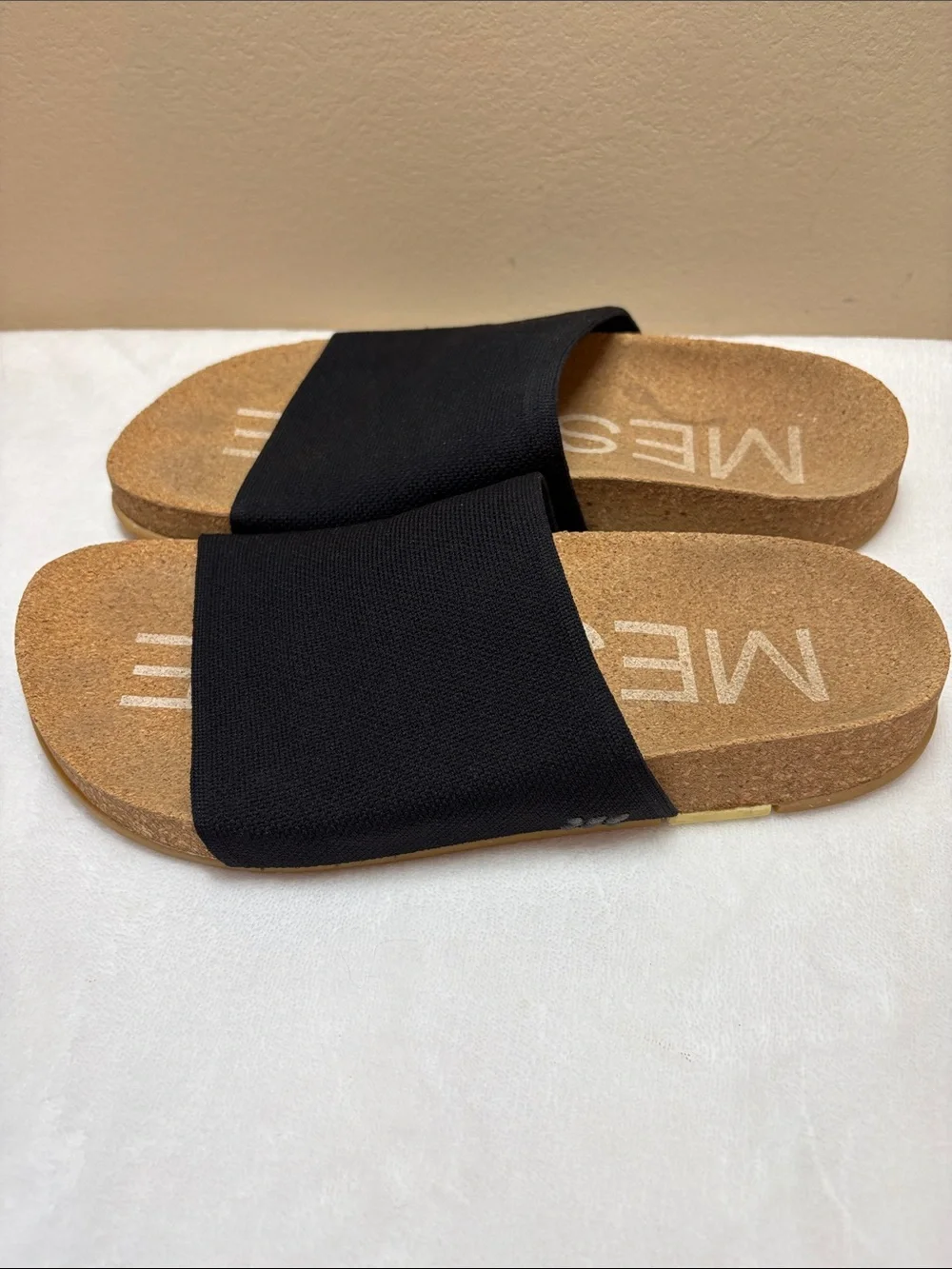 Message classic black